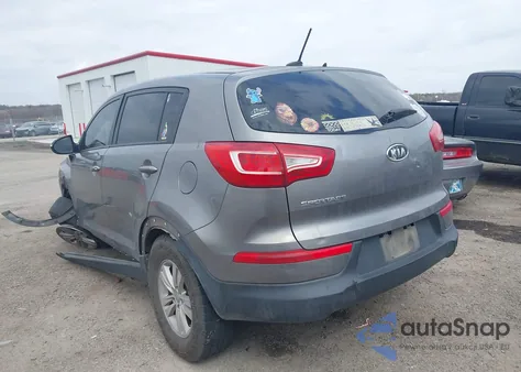 2011 Kia Sportage Lx z USA, uszkodzony, nr VIN KNDPB3A27B7015213